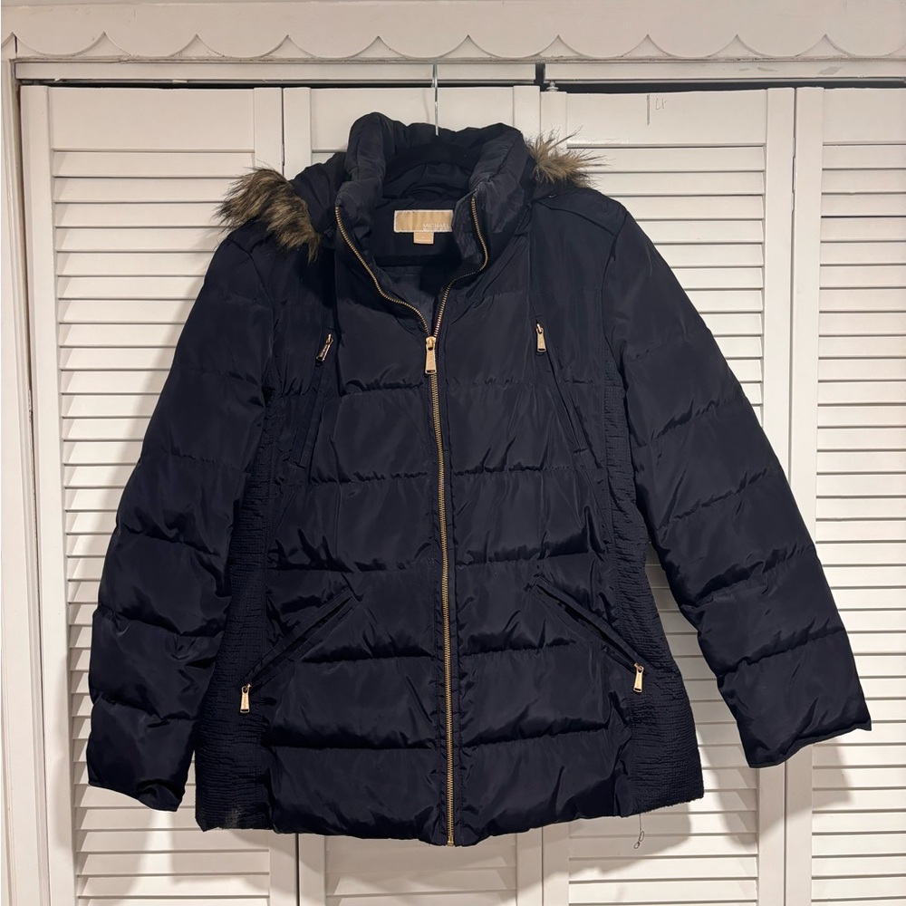 Michael Kors Navy Puffer Jacket with Faux Fur